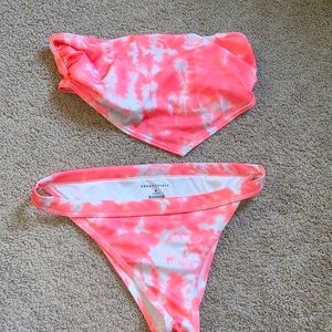 pink/white bathing suit